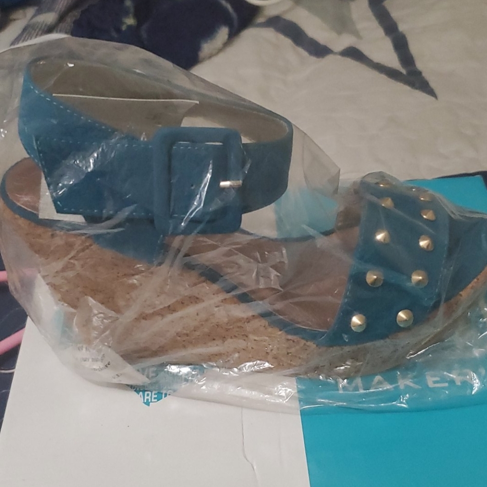 Platforms shoe